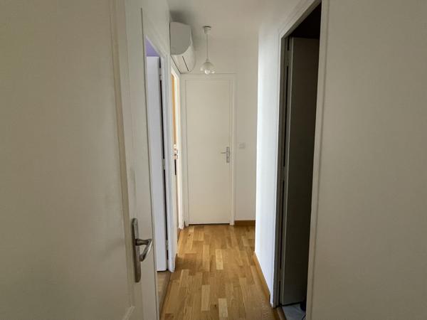 Tête d'Or - La Doua : T5 lumineux avec 3 ch., terrasse, 2 loggias et vue dégagée