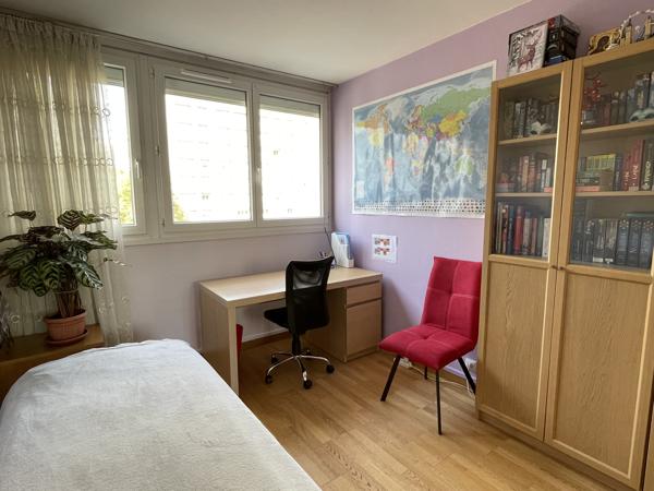 Tête d'Or - La Doua : T5 lumineux avec 3 ch., terrasse, 2 loggias et vue dégagée