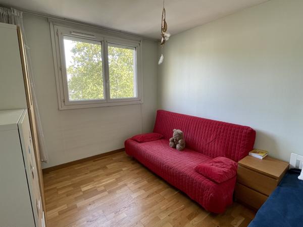 Tête d'Or - La Doua : T5 lumineux avec 3 ch., terrasse, 2 loggias et vue dégagée