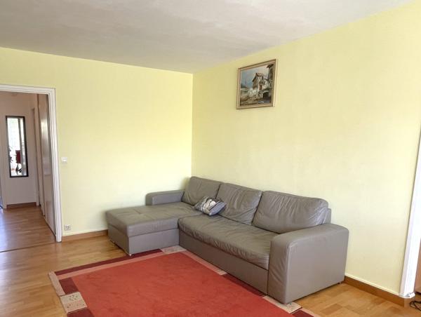 Tête d'Or - La Doua : T5 lumineux avec 3 ch., terrasse, 2 loggias et vue dégagée