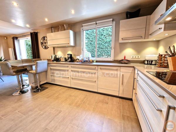 Maison 4 chambres à deux pas des écoles