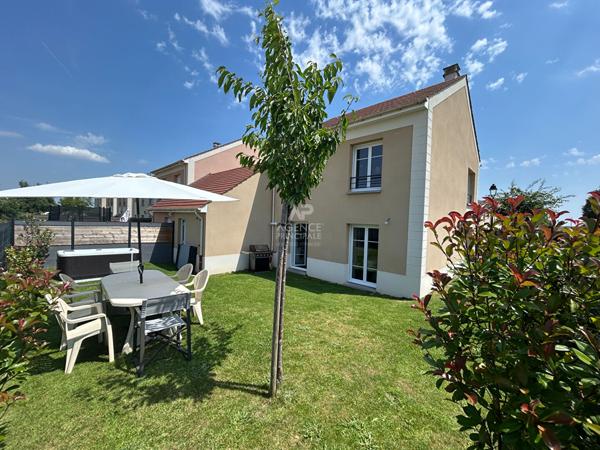 Maison 5 pièce(s) 91 m2 478 000 € **  - Référence  1133