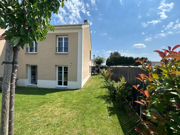 Maison 5 pièce(s) 91 m2 478 000 € **  - Référence  1133