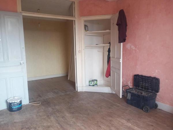 Idéal investisseurs TR potentiel 17,6% immeuble +local