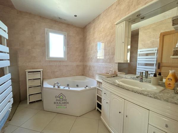 Fonds De Commerce - 600 m²