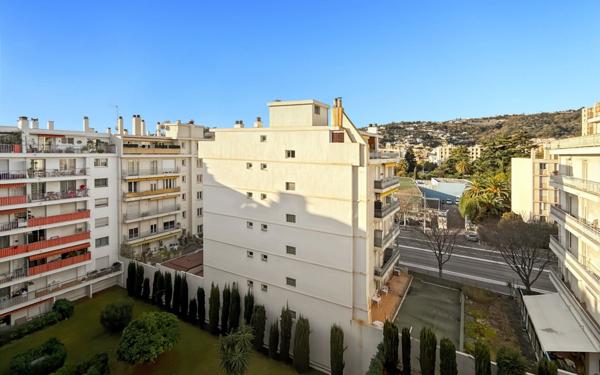 Appartement à vendre    4 pièces • 85,45 m2 Nice