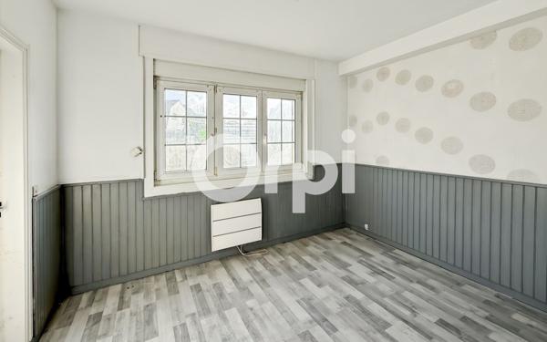 Immeuble à vendre    5 pièces • 105 m2 Saint-Martin-Boulogne