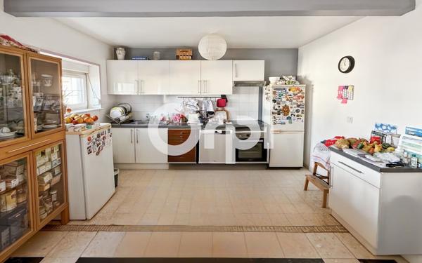 Immeuble à vendre    5 pièces • 105 m2 Saint-Martin-Boulogne