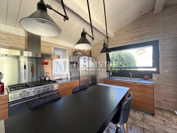 Propriété de standing de 2016 au charme d’antan, La Flotte