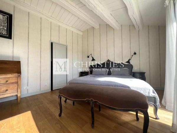 Propriété de standing de 2016 au charme d’antan, La Flotte