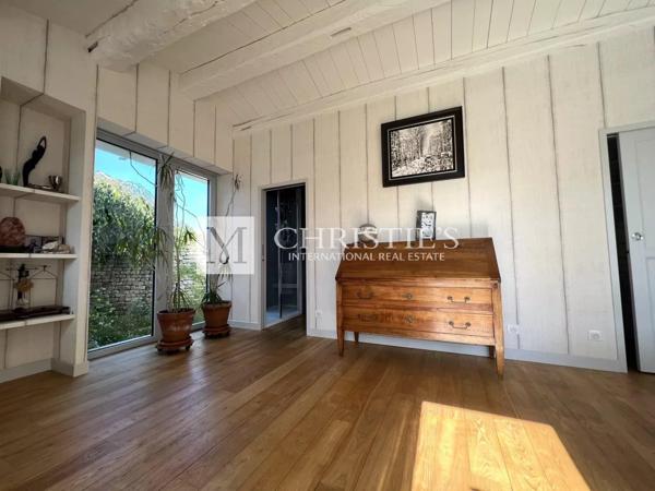 Propriété de standing de 2016 au charme d’antan, La Flotte