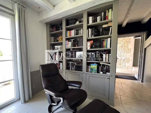 Propriété de standing de 2016 au charme d’antan, La Flotte