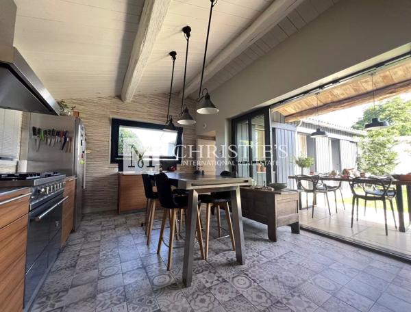 Propriété de standing de 2016 au charme d’antan, La Flotte