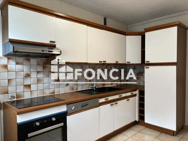 Location Appartement 3 pièces 58.74 m² - 02 A 26 ALLEE HENRI BERGSON Rennes 35200