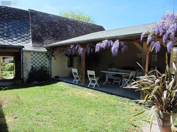 Maison à vendre à Lasse dans le Maine-et-Loire (49490), ref : LB/2491   
centre