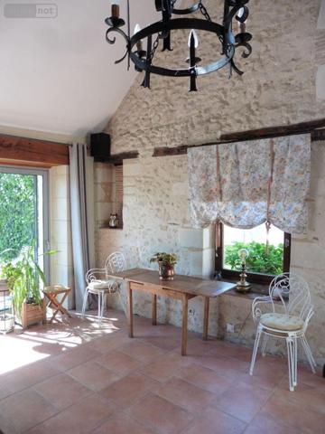 Maison à vendre à Lasse dans le Maine-et-Loire (49490), ref : LB/2491   
centre