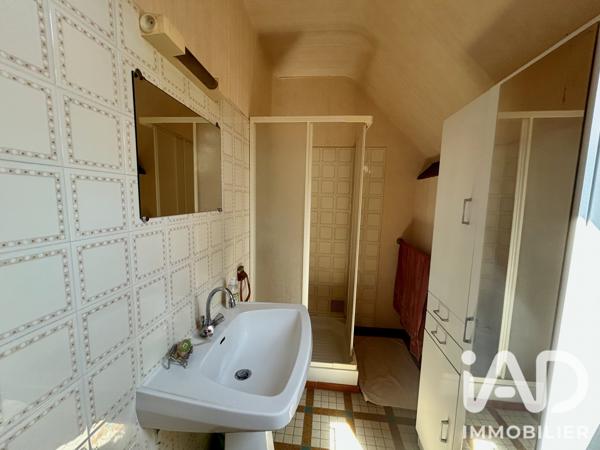 Maison à vendre 7 pièces 168 m² Brain-sur-Allonnes