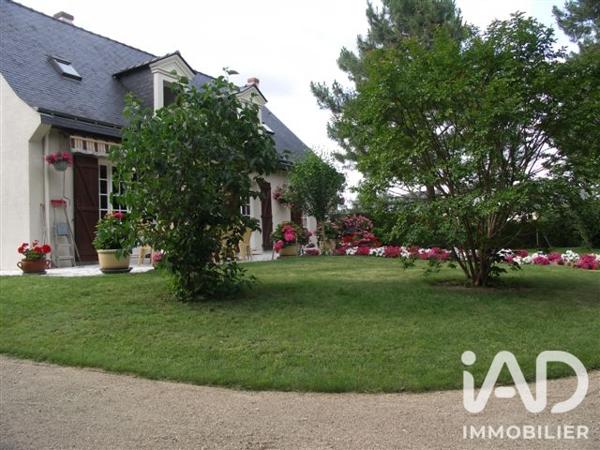 Maison à vendre 7 pièces 168 m² Brain-sur-Allonnes