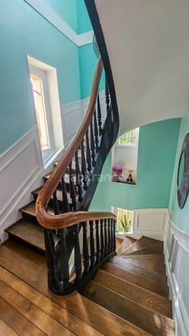 Propriété à vendre 10 pièces sur terrain clos de murs en pierre MORIGNY CHAMPIGNY (91)