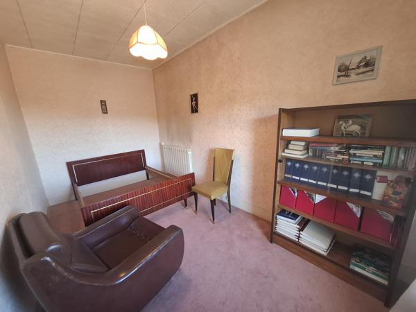 CIVIEUX D'AZERGUES CENTRE - MAISON AVEC JARDIN - BELLE OPPORTUNITE à SAISIR