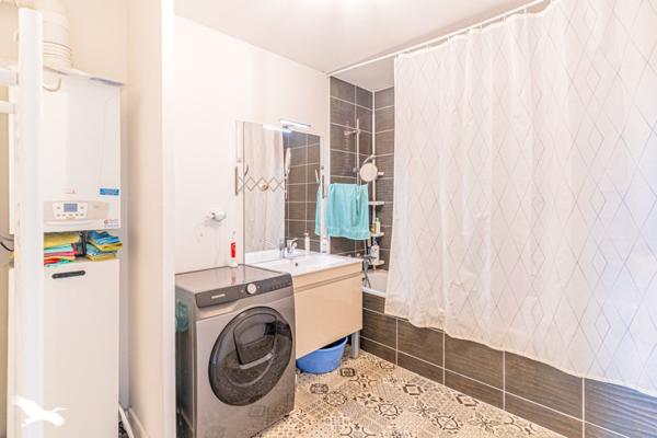 Appartement à vendre 275 058 € Bègles 4 p 86 m² DPE C