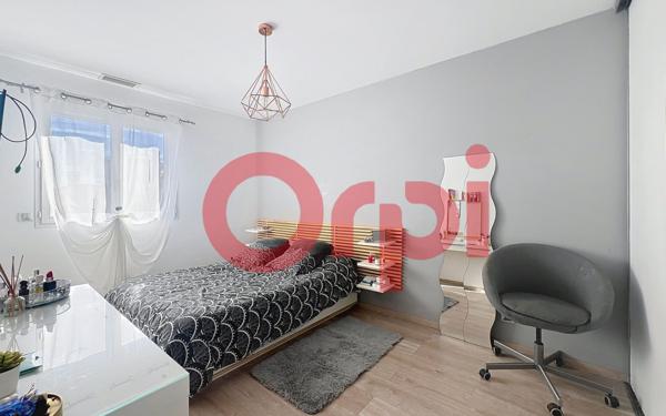 Maison à vendre    5 pièces •  Claira