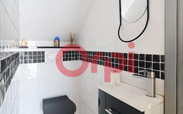 Maison à vendre    5 pièces •  Claira