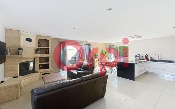 Maison à vendre    5 pièces •  Claira