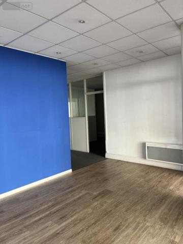 Fonds et/ou murs commerciaux à louer à Hénin-Beaumont dans le Pas-de-Calais (62110), ref : 62034-L3383   
Centre