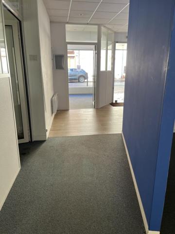 Fonds et/ou murs commerciaux à louer à Hénin-Beaumont dans le Pas-de-Calais (62110), ref : 62034-L3383   
Centre