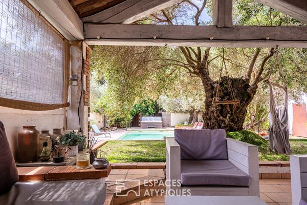 Propriété avec gîtes et maison familiale, deux piscines et jardin arboré
