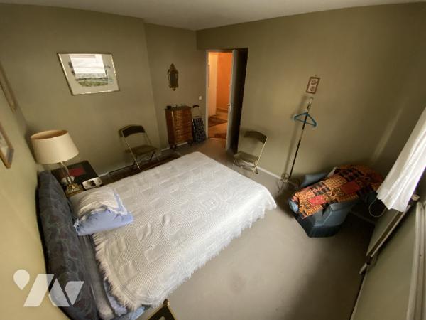 A Thonon-les-Bains (74200) - centre ville
F4 -1er étage avec balcons
Appartement + cave  - 79,36 m²