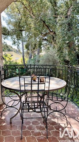 Maison à vendre 7 pièces 175,6 m² La Londe-les-Maures