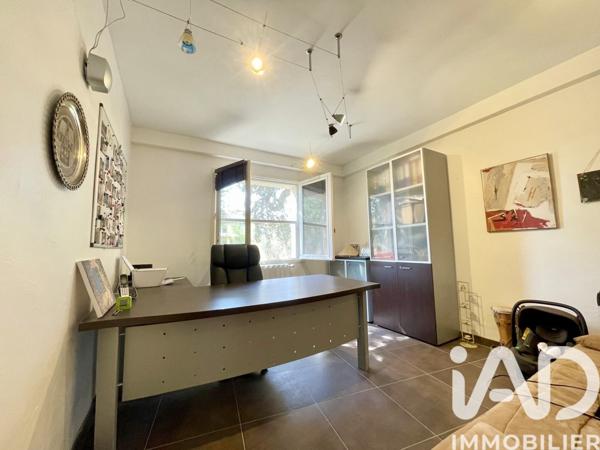 Maison à vendre 7 pièces 175,6 m² La Londe-les-Maures