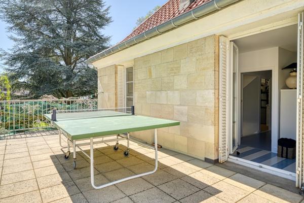 Maison familiale 6 chambres, lumineuse avec jardin plein sud – Domaine prisé