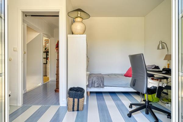 Maison familiale 6 chambres, lumineuse avec jardin plein sud – Domaine prisé