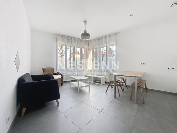 Appartement 2 pièces rénové avec cave hyper centre de BRON - 69500 BRON