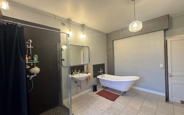 Appartement à louer    3 pièces • 114,50 m2 Limoges