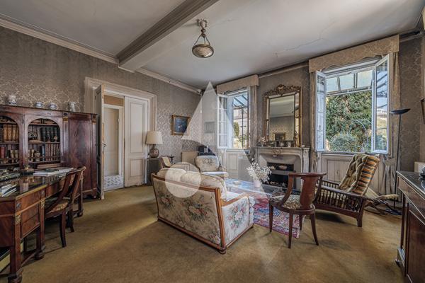 Maison 10 pièces 405 m2