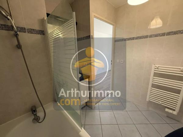 Location                                                      Appartement
                        
                     2 pièces                      45 m2                     à Villiers-sur-Marne
