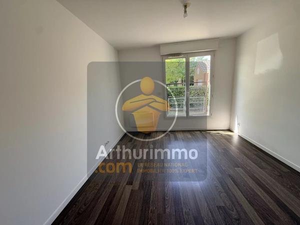 Location                                                      Appartement
                        
                     2 pièces                      45 m2                     à Villiers-sur-Marne