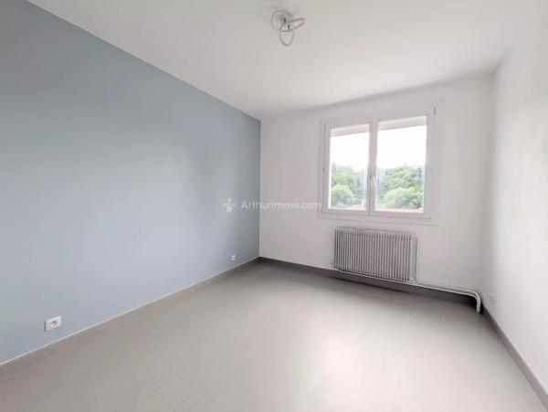 Location                                                      Maison
                        
                     4 pièces                      105 m2                     à Neufchâteau