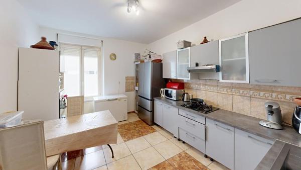 Immeuble de rendement locatif