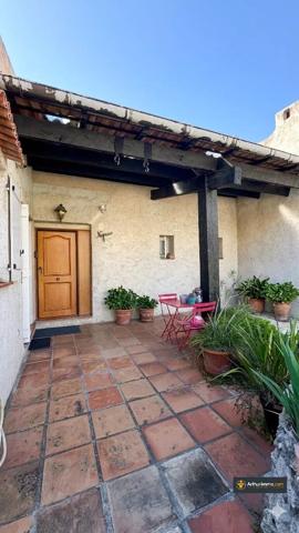 Vente                                                      Villa
                        
                     4 pièces                      163 m2                     à Nice