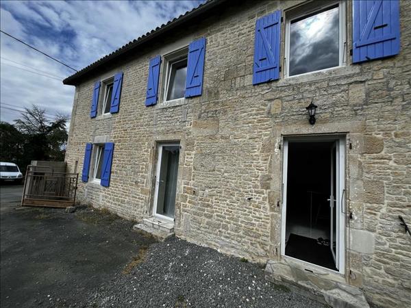 Maison à vendre |  Paizay-le-Tort |  6 pièces | 168 m²