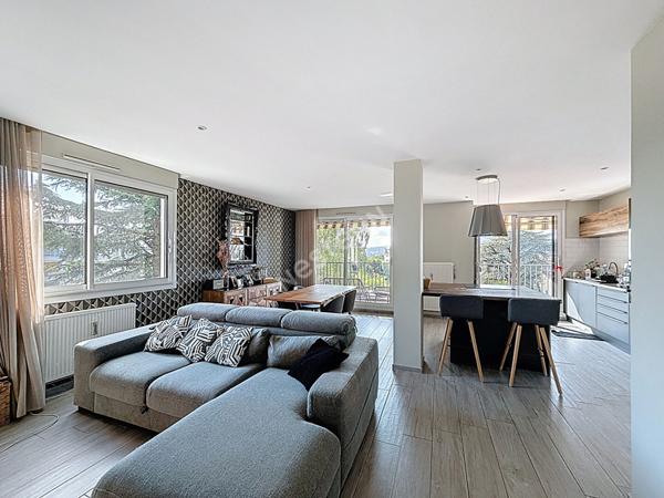 Appartement T3 - Terrasse - Rénové - Parking - Vue