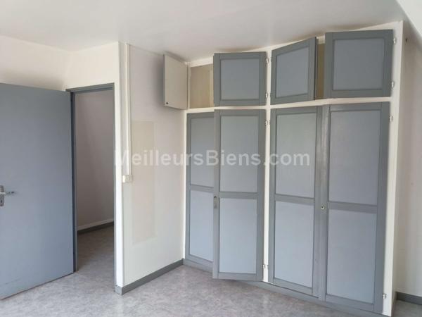 MAISON TYPE  F3 DE  80 M 2  SUR TERRAIN 300 M 2 SECTEUR LANGEVIN