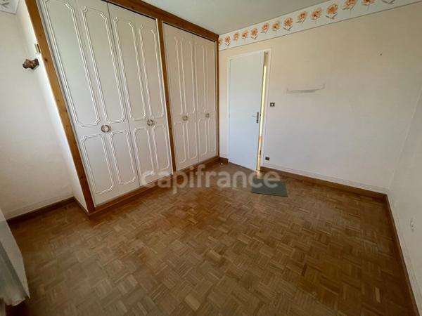 PAVILLON PLAIN PIED 4 CHAMBRES ET JARDIN