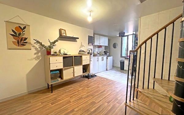 Immeuble à vendre    6 pièces • 112 m2 Montpellier