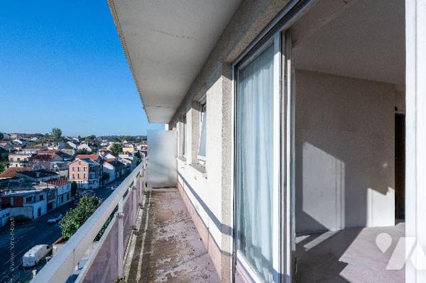 Appartement à rénover succession Brette